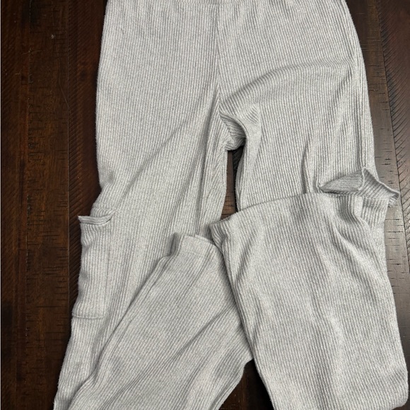 Women's Gray Ribbed Set - Picture 2 of 8